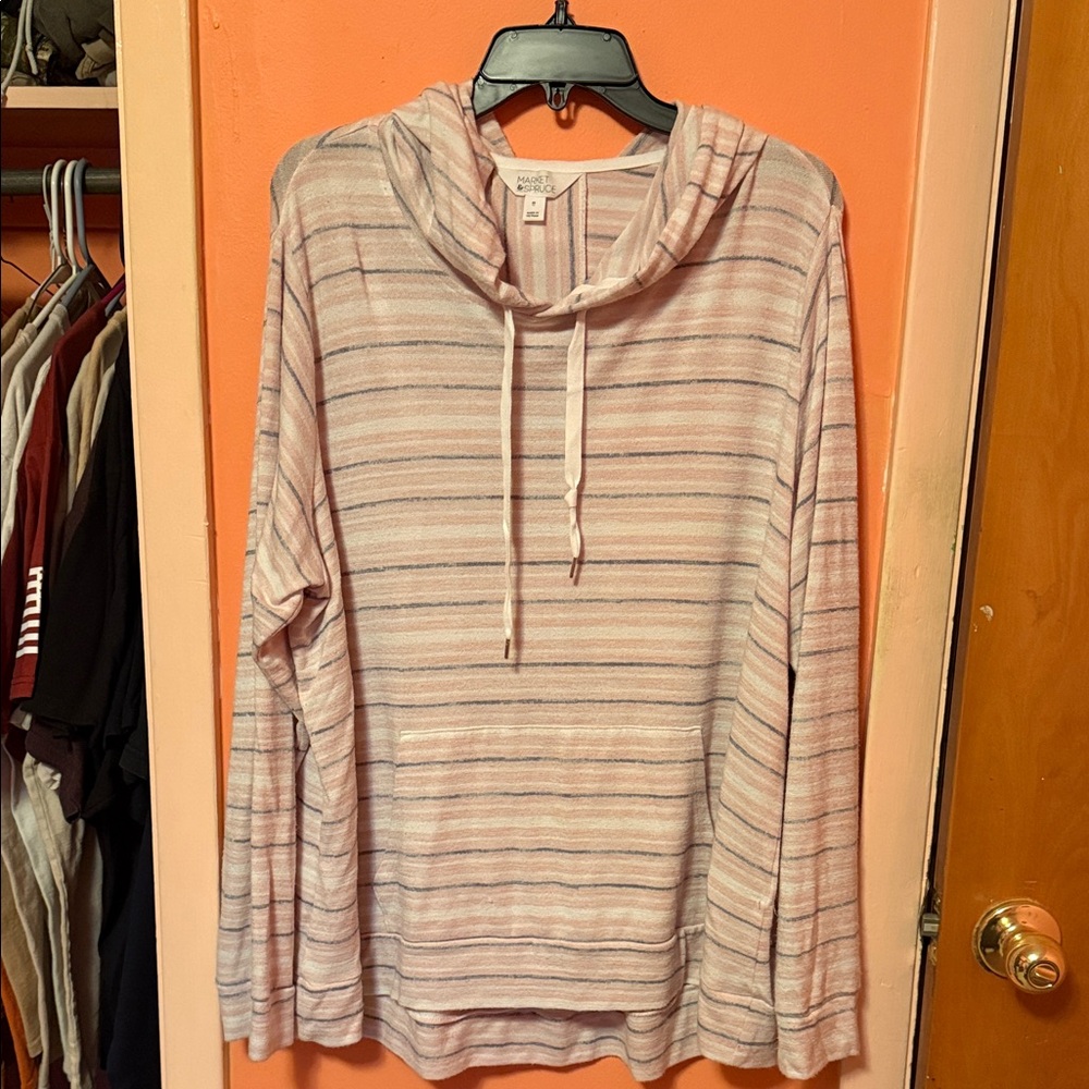 Market & Spruce Pink and Gray Knit Top